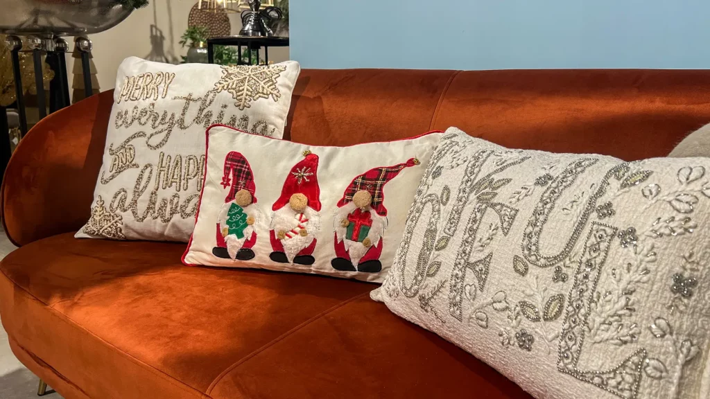 Winterliche Zierkissen als Dekogeschenk von Living Art